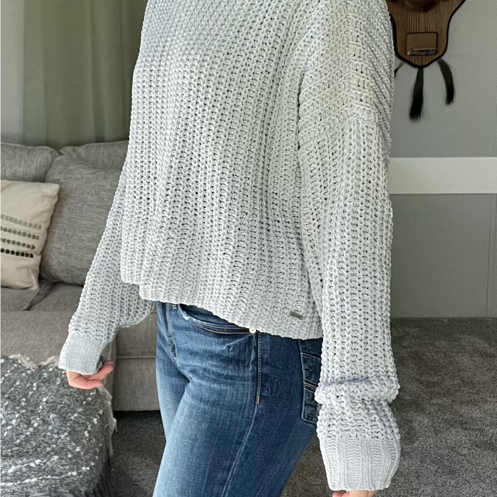 Hollister sweater